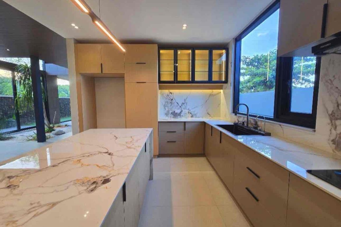 4 Bedroom House for Sale in Sindalan, San Fernando, Pampanga – photo 7