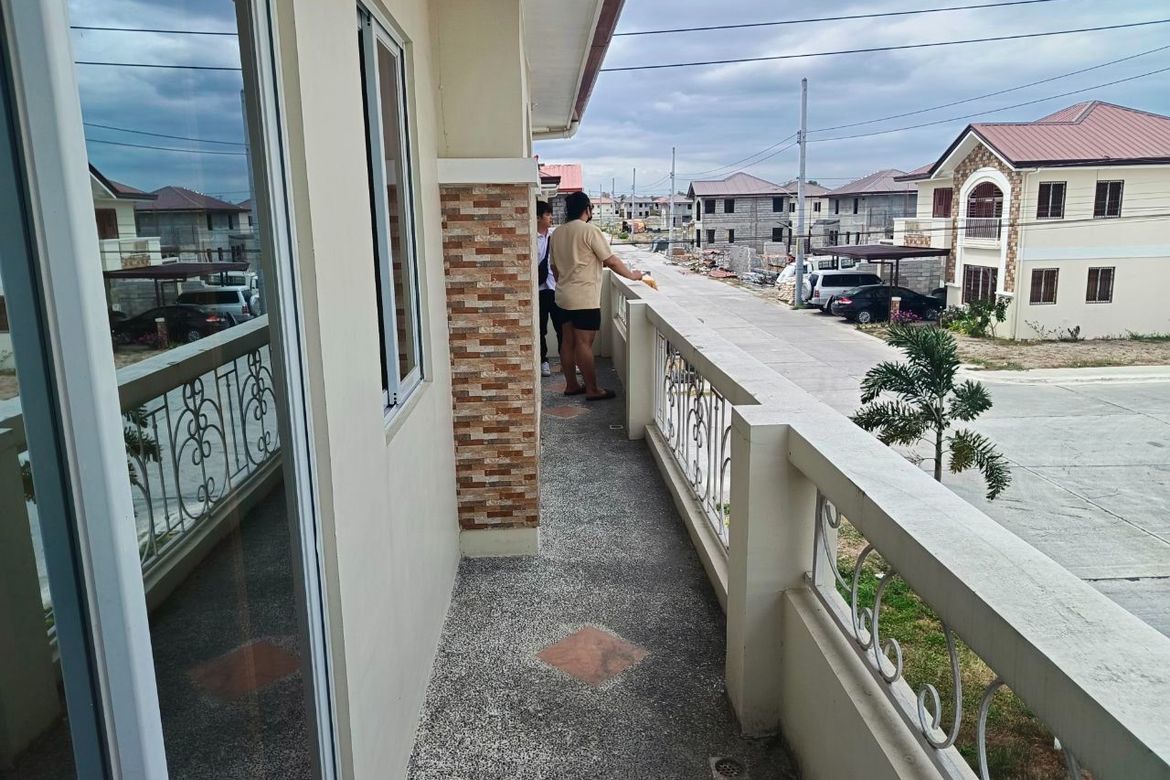 4 Bedroom House for Sale in Solana Frontera, Sapalibutad, Angeles, Pampanga – photo 7