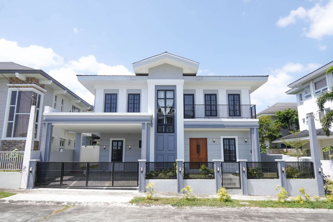 4 Bedroom House for Sale in South Forbes Golf City, Inchican, Silang, Cavite