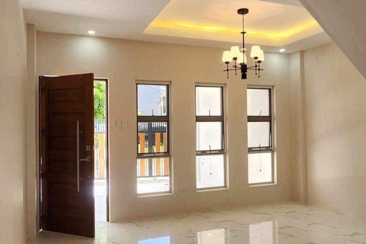 4 Bedroom House for Sale in Sun Valley, Parañaque, Metro Manila – photo 8