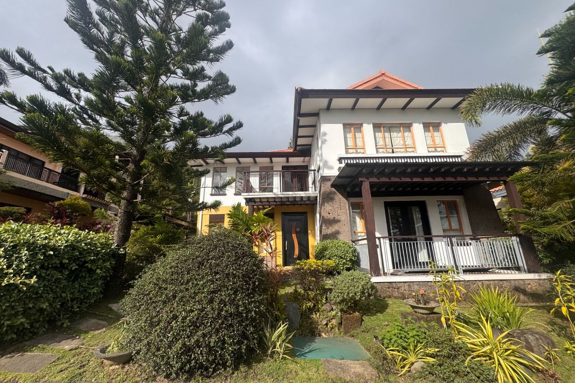4 Bedroom House for Sale in Tagaytay Highlands, Iruhin East, Tagaytay, Cavite – photo 2