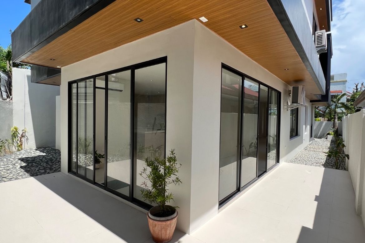 4 Bedroom House for Sale in Talon Dos, Las Piñas, Metro Manila – photo 2