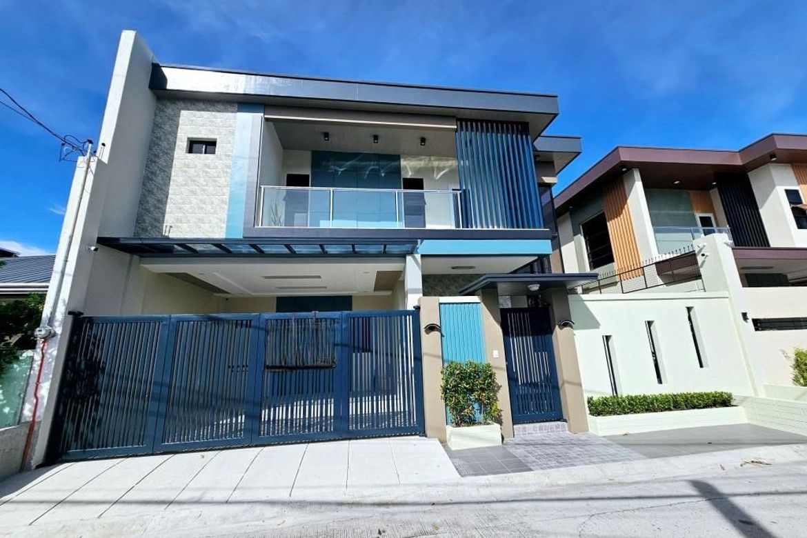 4 Bedroom House for Sale in Talon Dos, Las Piñas, Metro Manila