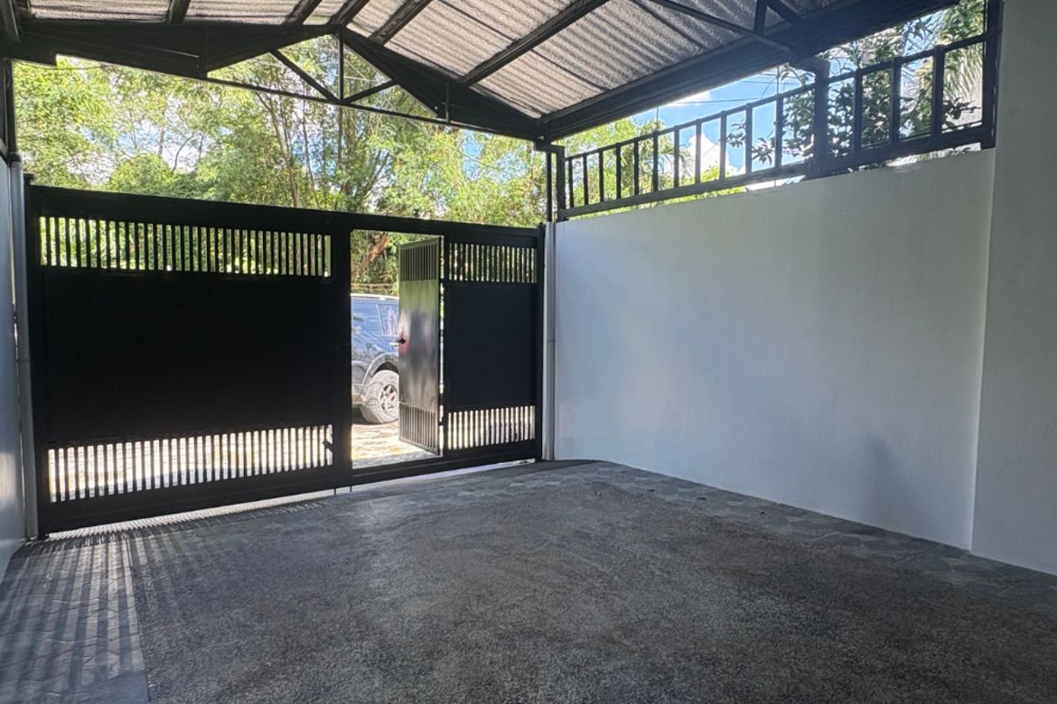 4 Bedroom House for Sale in Talon Dos, Las Piñas, Metro Manila – photo 3