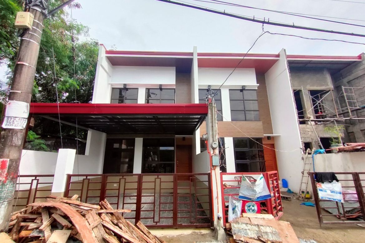 4 Bedroom House for Sale in Talon Dos, Las Piñas, Metro Manila – photo 2