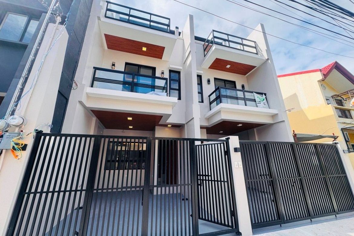 4 Bedroom House for Sale in Talon Singko, Las Piñas, Metro Manila