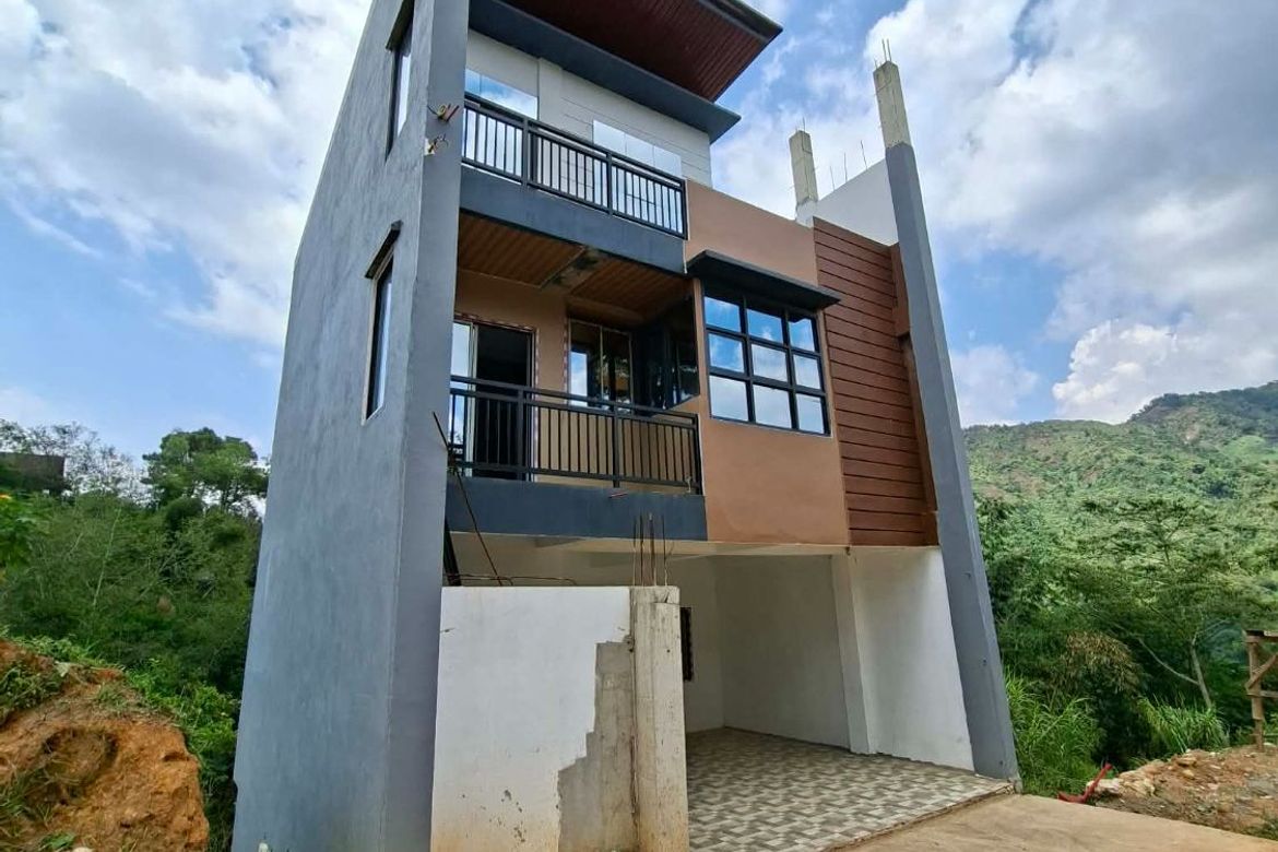 4 Bedroom House for Sale in Taloy Sur, Tuba, Benguet – photo 2