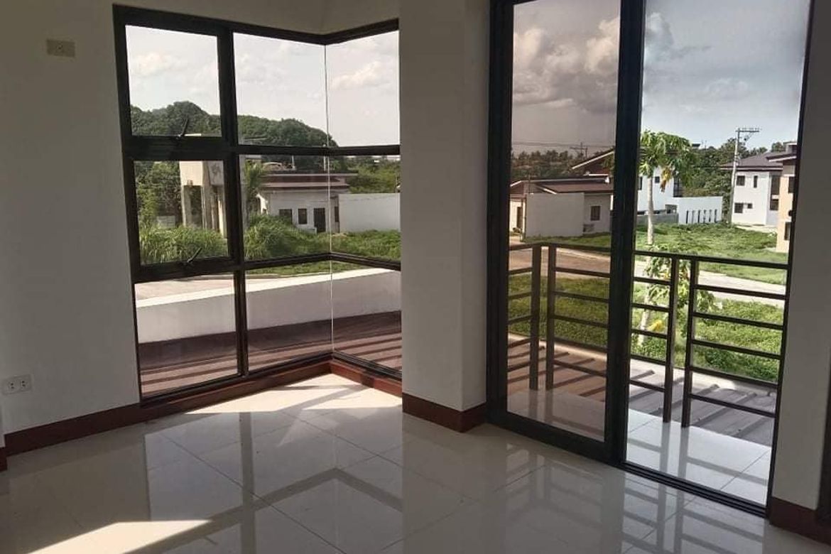 4 Bedroom House for Sale in Tayud, Consolacion, Cebu – photo 4