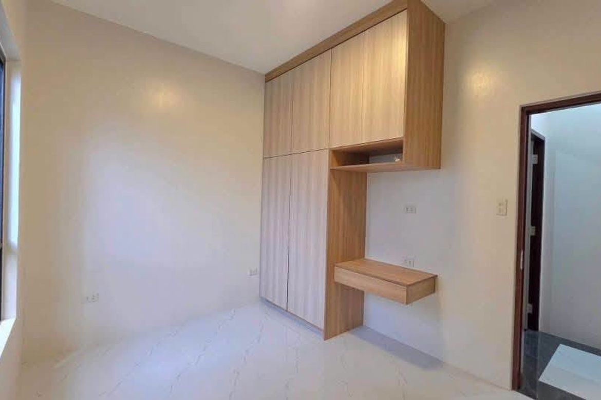 4 Bedroom House for Sale in Telabastagan, San Fernando, Pampanga – photo 8