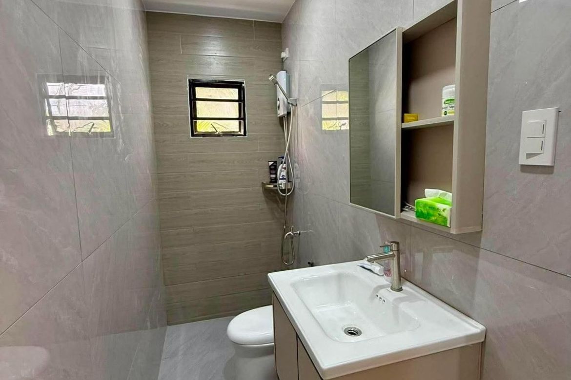 4 Bedroom House for Sale in Telabastagan, San Fernando, Pampanga – photo 6