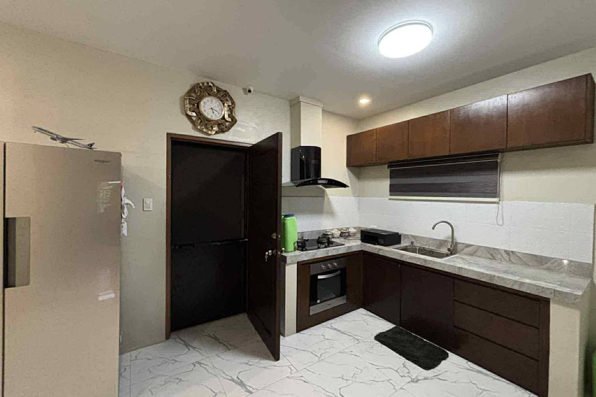 4 Bedroom House for Sale in Telabastagan, San Fernando, Pampanga – photo 4