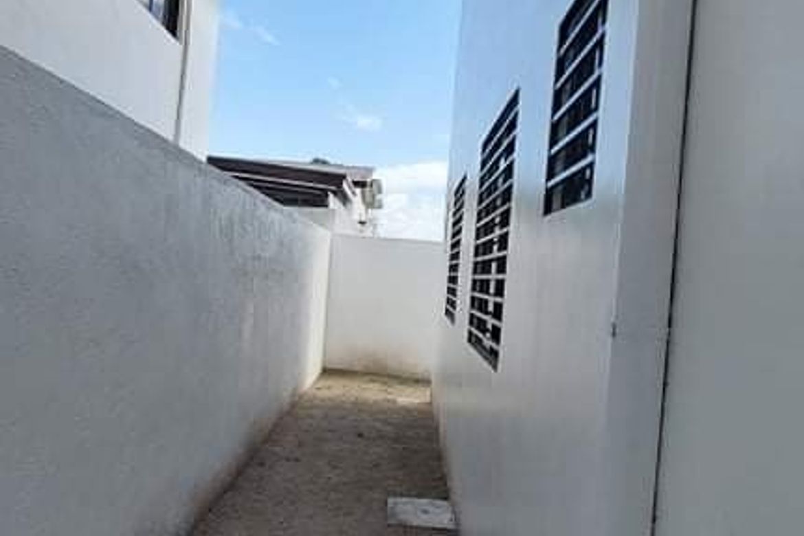 4 Bedroom House for Sale in Telabastagan, San Fernando, Pampanga – photo 8