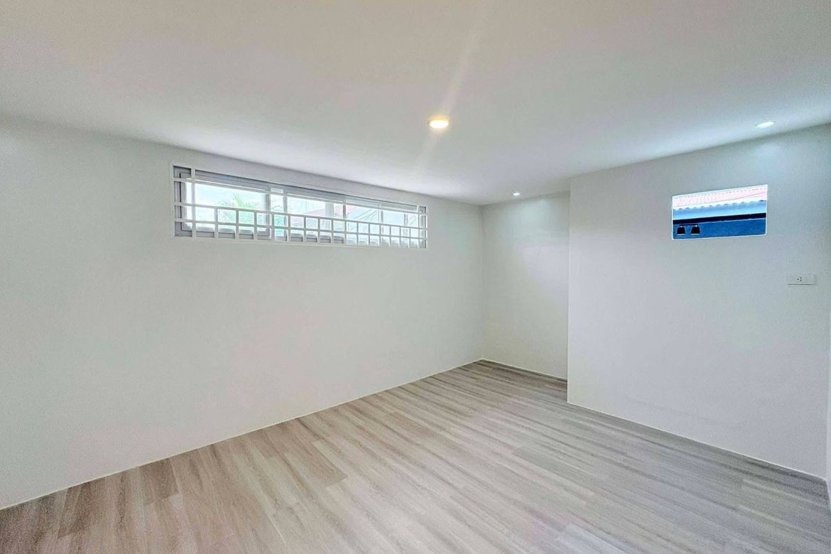 4 Bedroom House for Sale in Telabastagan, San Fernando, Pampanga – photo 4