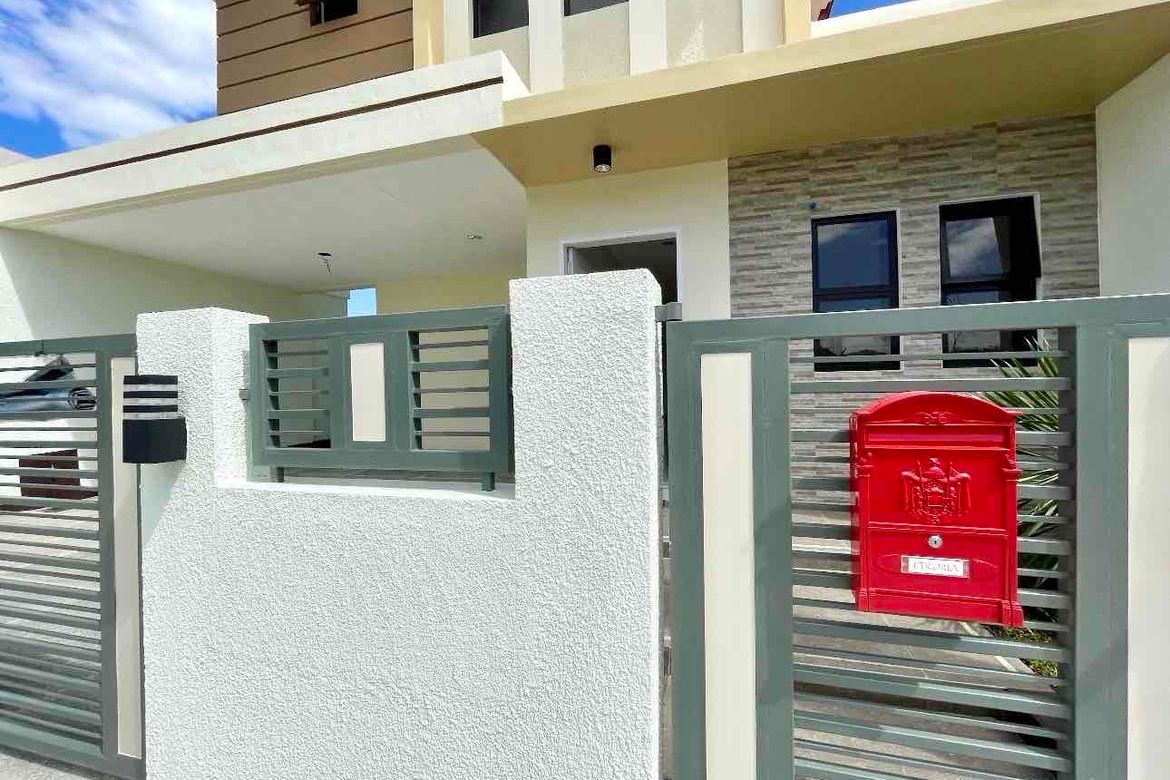 4 Bedroom House for Sale in The Grand Parkplace Village, Anabu I-B, Imus, Cavite – photo 2