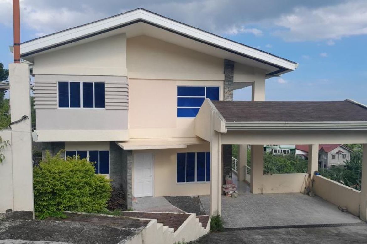 4 Bedroom House for Sale in The Heights, Linao, Talisay, Cebu