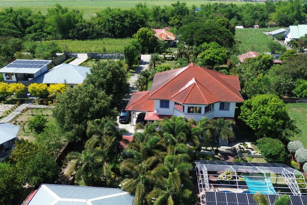 4 Bedroom House for Sale in Tinang, Concepcion, Tarlac