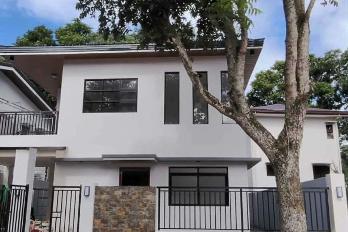 4 Bedroom House for Sale in Tolentino West, Tagaytay, Cavite
