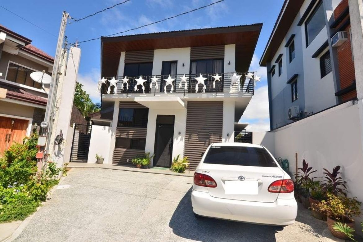 4 Bedroom House for Sale in Tunasan, Muntinlupa, Metro Manila