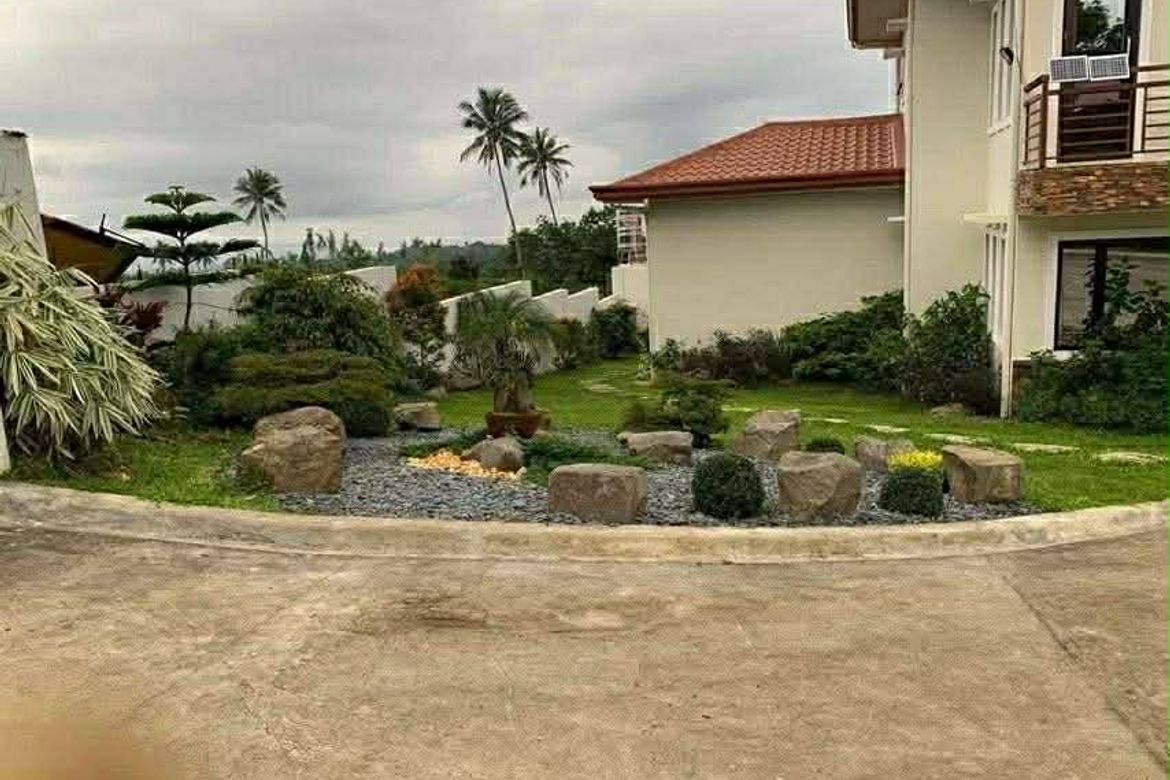 4 Bedroom House for Sale in Twin Lakes, Calaca, Batangas
