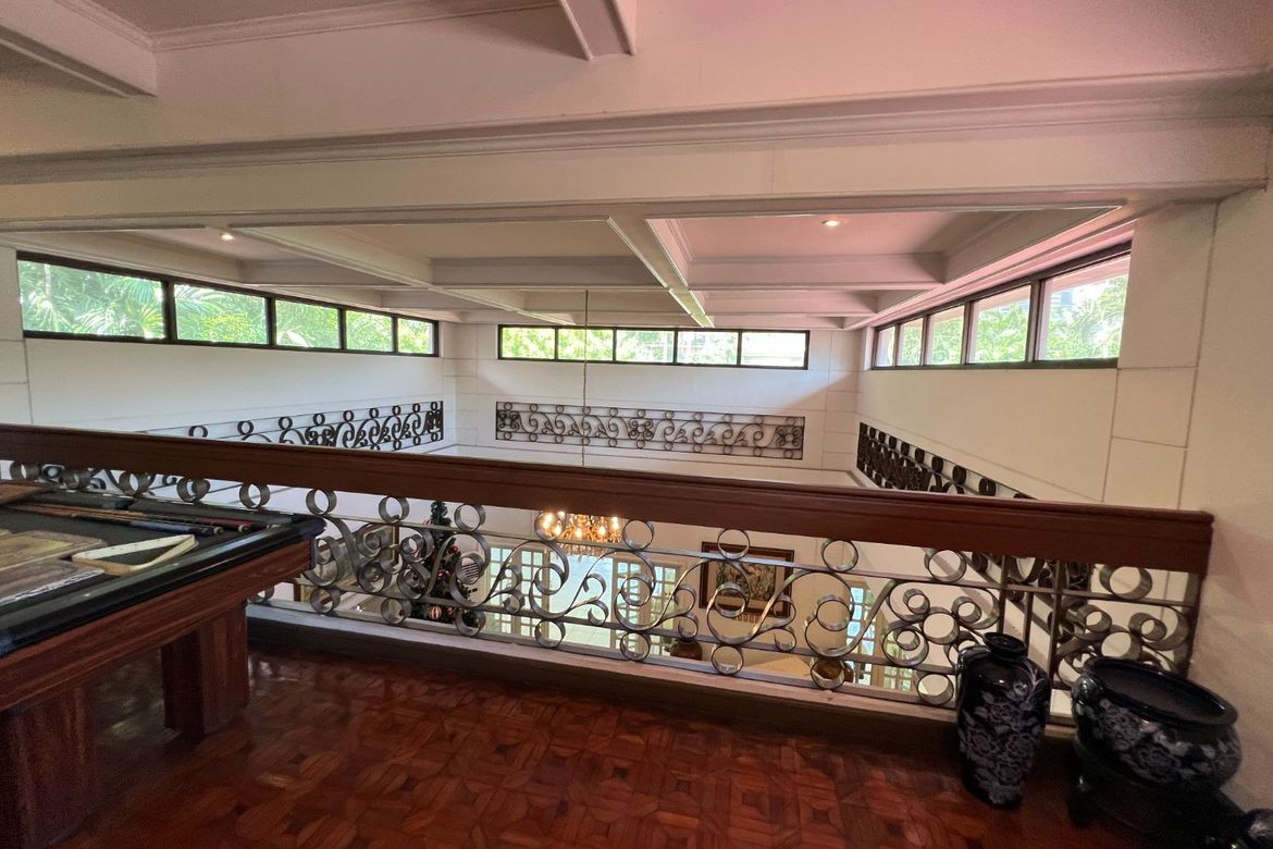 4 Bedroom House for Sale in Ugong Norte, Quezon City, Metro Manila – photo 8