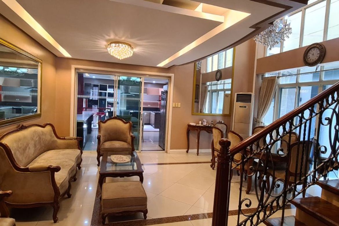 4 Bedroom House for Sale in Ugong, Pasig, Metro Manila
