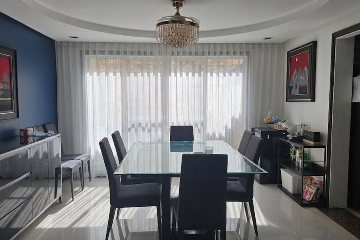 4 Bedroom House for Sale in Ugong, Pasig, Metro Manila