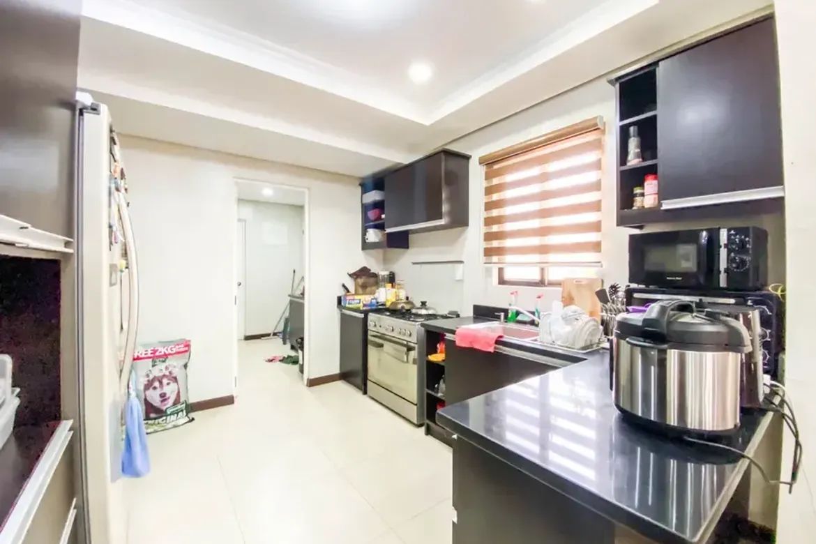 4 Bedroom House for Sale in VITA TOSCANA, Alima, Bacoor, Cavite – photo 4