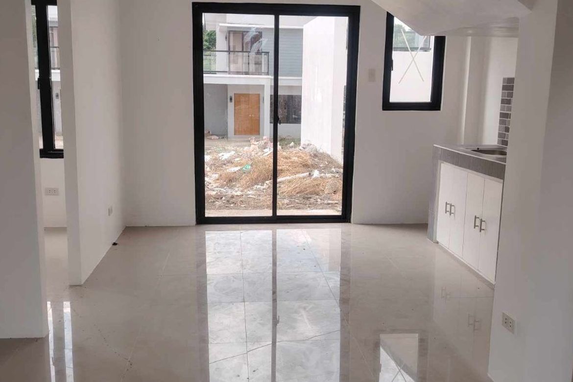 4 Bedroom House for Sale in West Beverly Hills, Langkaan I, Dasmariñas, Cavite – photo 4