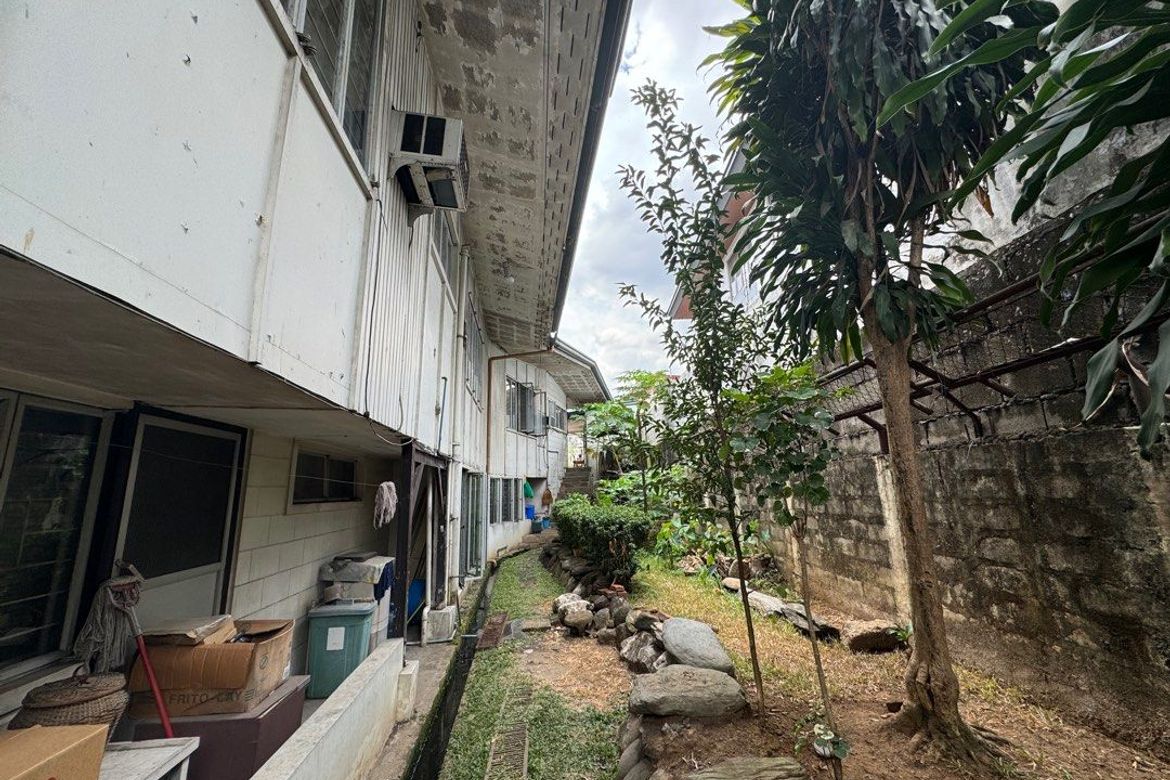4 Bedroom House for Sale in West Triangle, Quezon City, Metro Manila near MRT-3 Quezon Avenue – photo 4