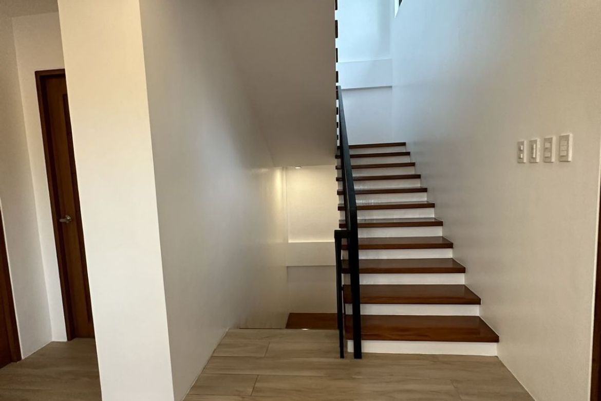 4 Bedroom House for Sale in Western Bicutan, Taguig, Metro Manila – photo 8