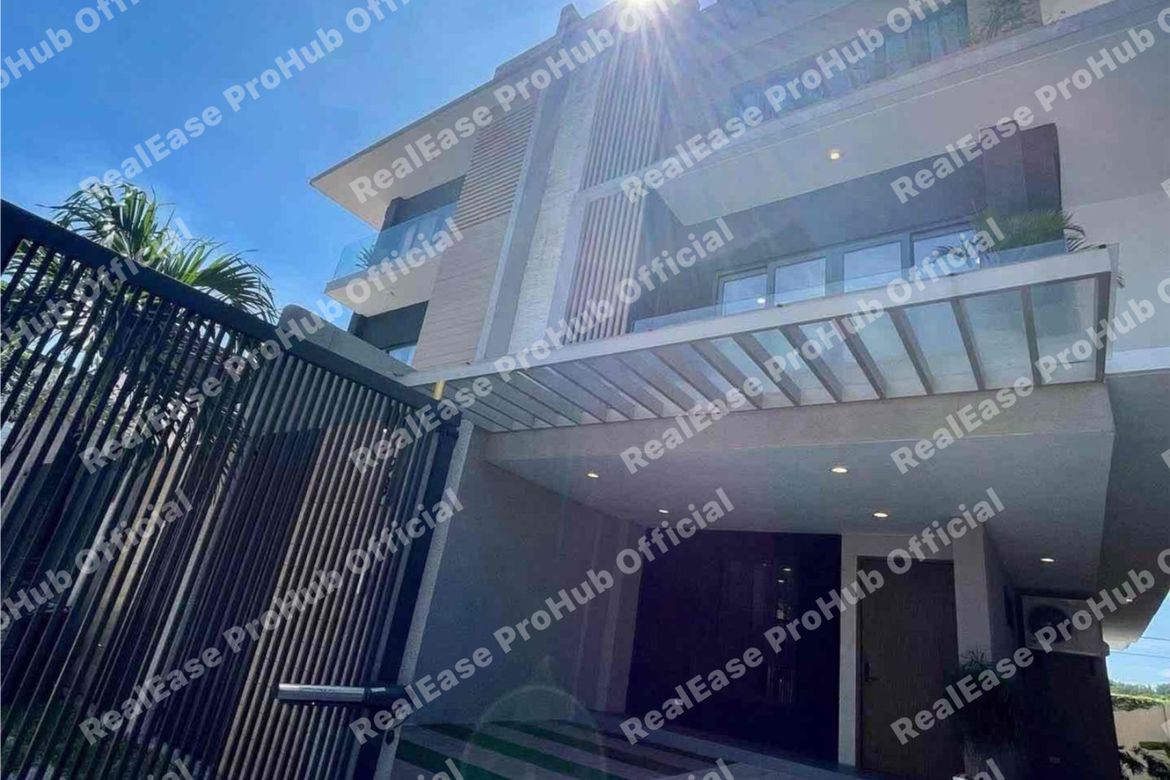 4 Bedroom House for Sale in Western Bicutan, Taguig, Metro Manila – photo 2