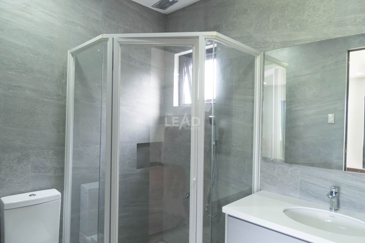 4 Bedroom House for Sale in Western Bicutan, Taguig, Metro Manila – photo 8