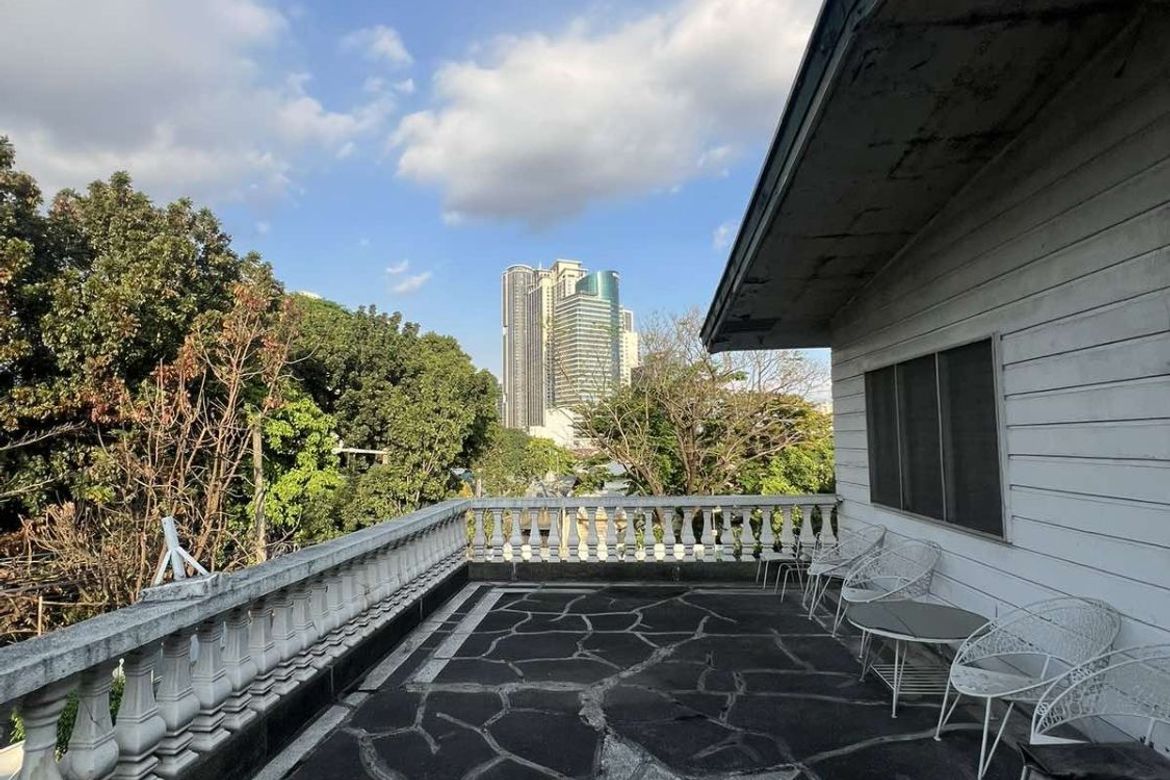 4 Bedroom House for Sale in White Plains, Quezon City, Metro Manila – photo 5