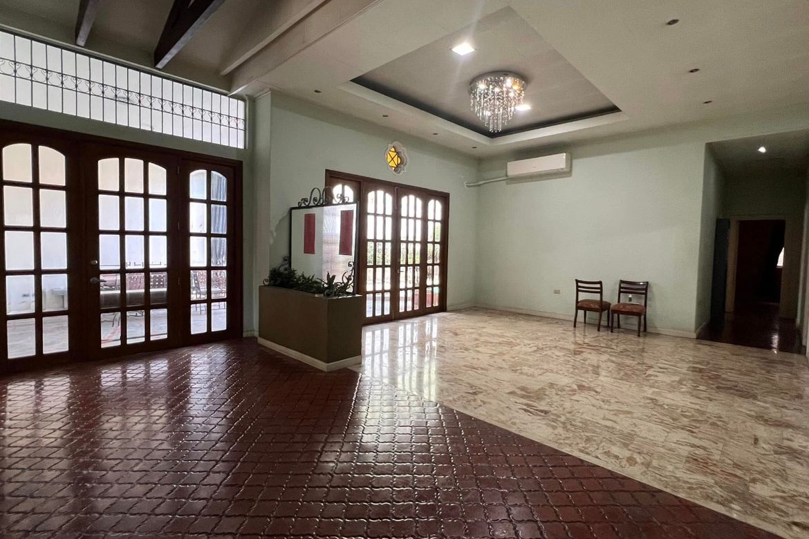 4 Bedroom House for Sale in White Plains, Quezon City, Metro Manila – photo 4