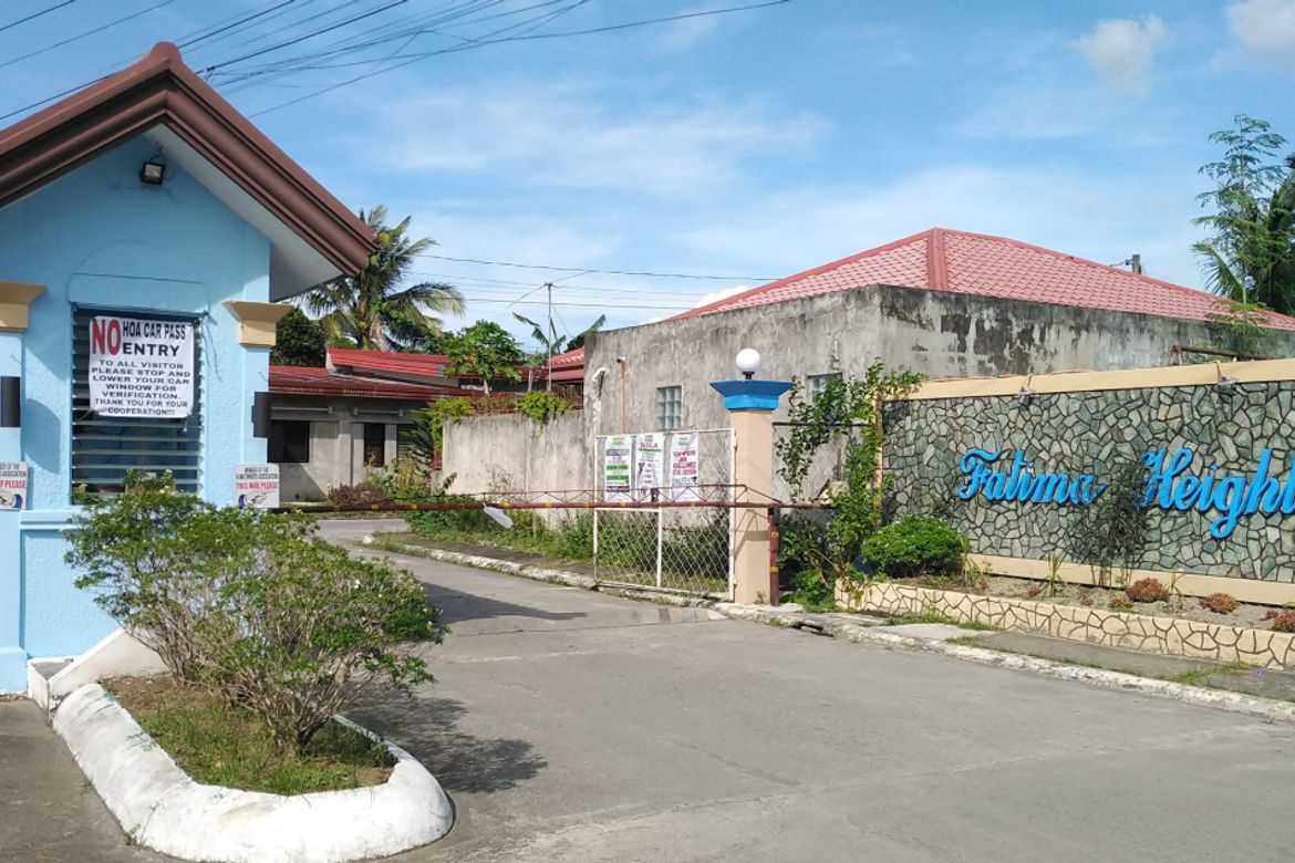 4 Bedroom House for Sale in Zone 12-A, Talisay, Negros Occidental – photo 2