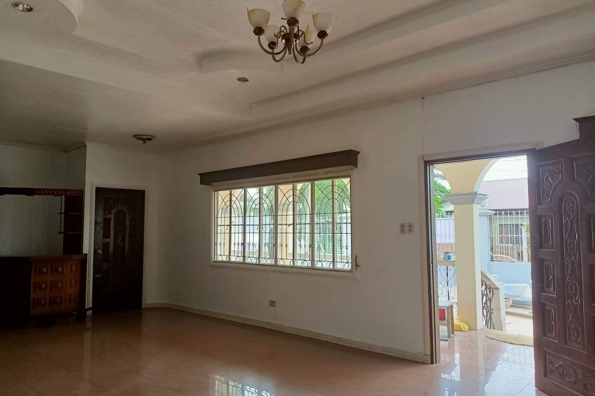 4 Bedroom House for Sale in Zone 15, Talisay, Negros Occidental – photo 5