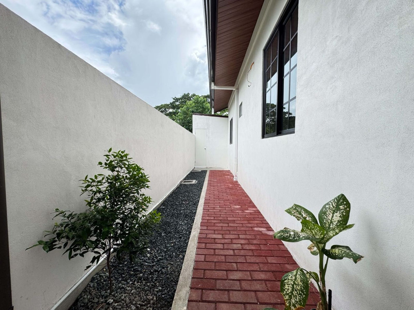 Modern 4-Bedroom Bungalow House and Lot for Sale in Vista Verde, Mambog, Bacoor, Cavite – photo 10