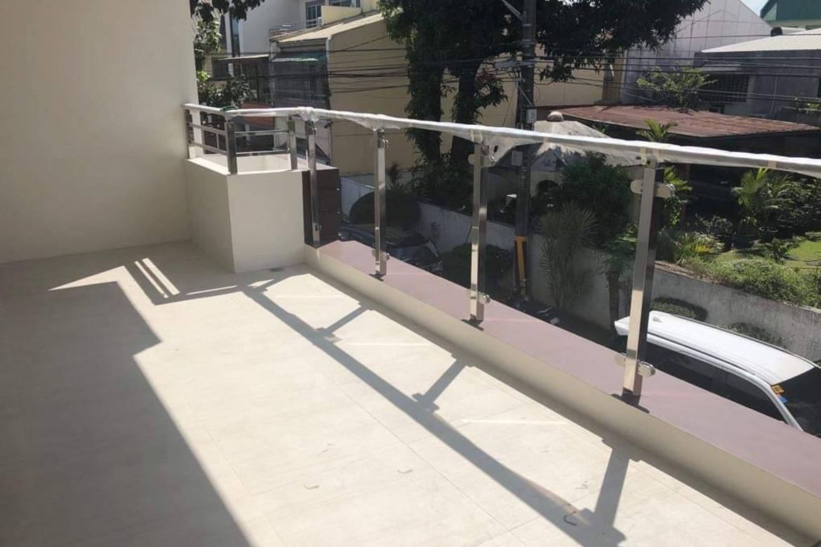 4 Bedroom Serviced Apartment for Rent in Tambo, Parañaque, Metro Manila photo 4