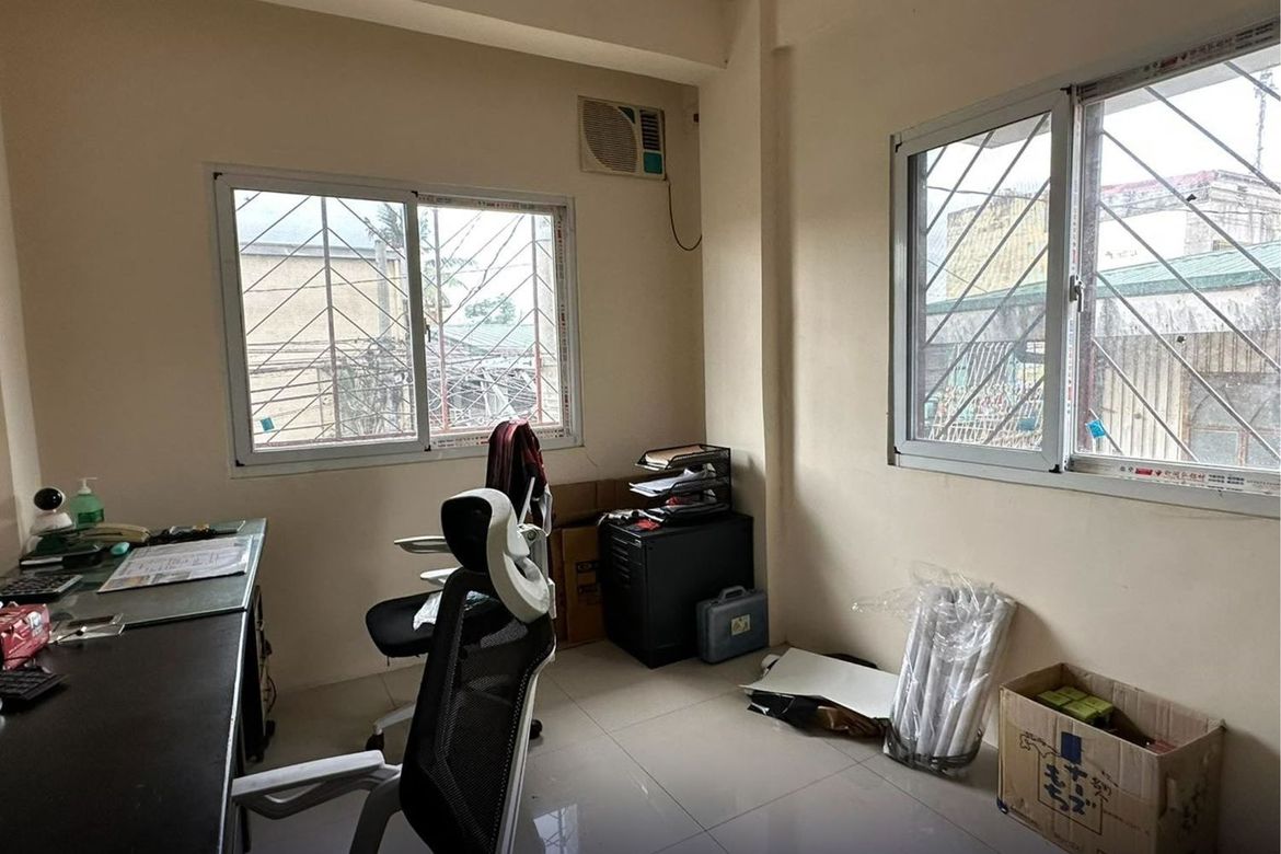 4 Bedroom Shophouse for Sale in Tondo, Manila, Metro Manila near LRT-1 Abad Santos – photo 5
