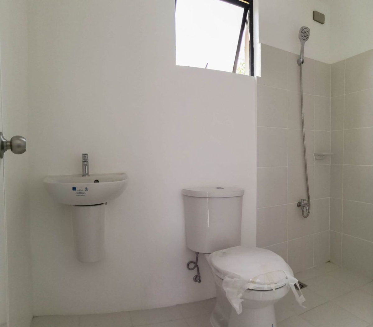 4-Bedroom Tokyo Single House for Sale in Beverly Parks, Anyana, Tanza, Cavite – photo 11