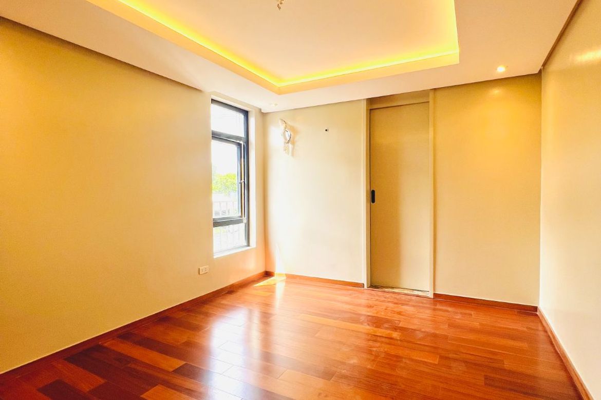 4 Bedroom Townhouse for Sale in Addition Hills, Mandaluyong, Metro Manila