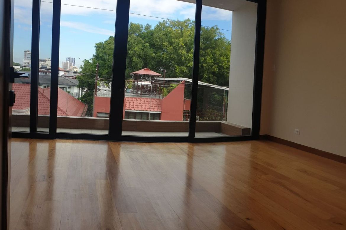 4 Bedroom Townhouse for Sale in Addition Hills, San Juan, Metro Manila – photo 8