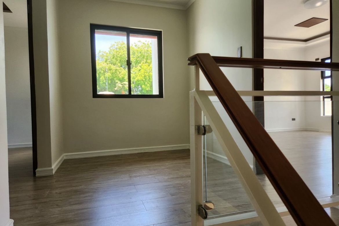 4 Bedroom Townhouse for Sale in Almanza Dos, Las Piñas, Metro Manila – photo 8