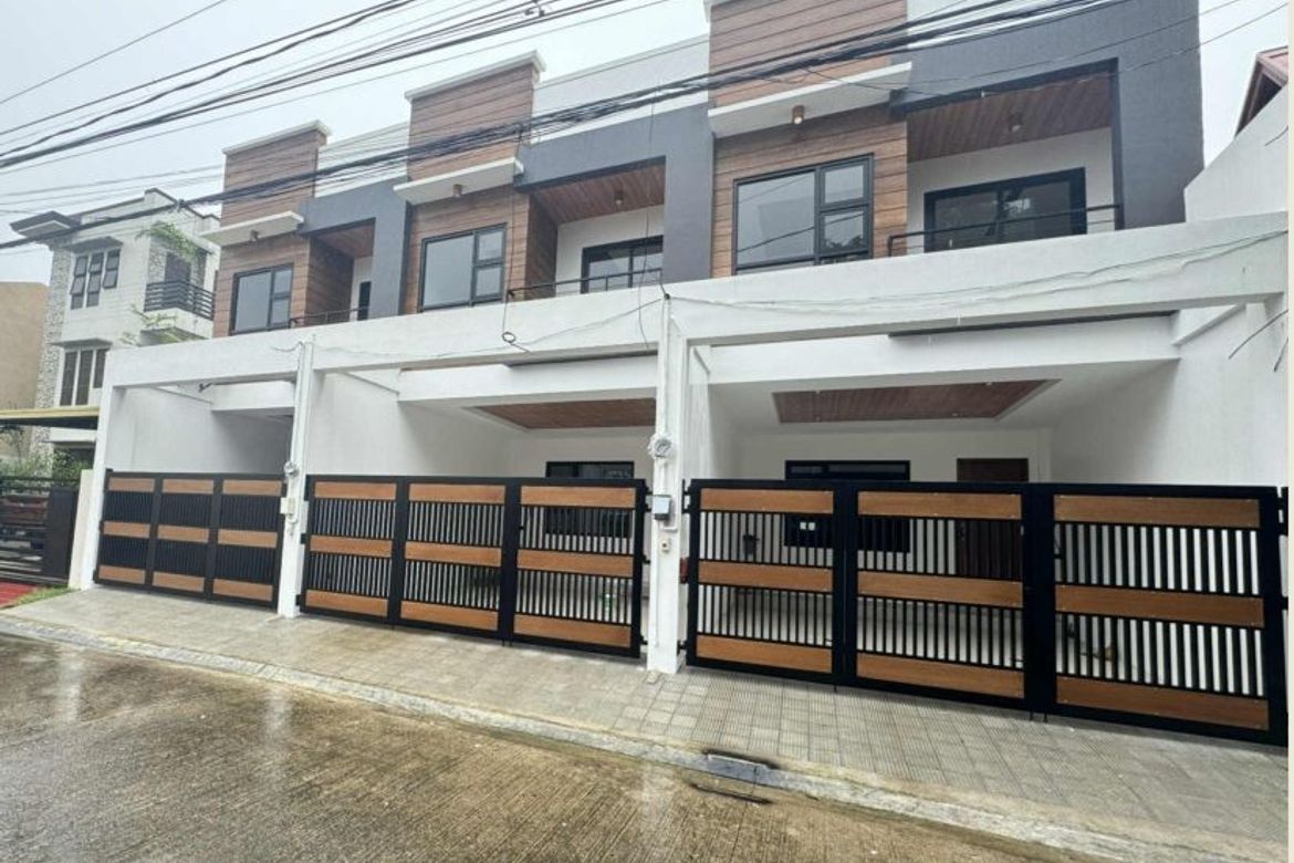 4 Bedroom Townhouse for Sale in Almanza Uno, Las Piñas, Metro Manila – photo 3
