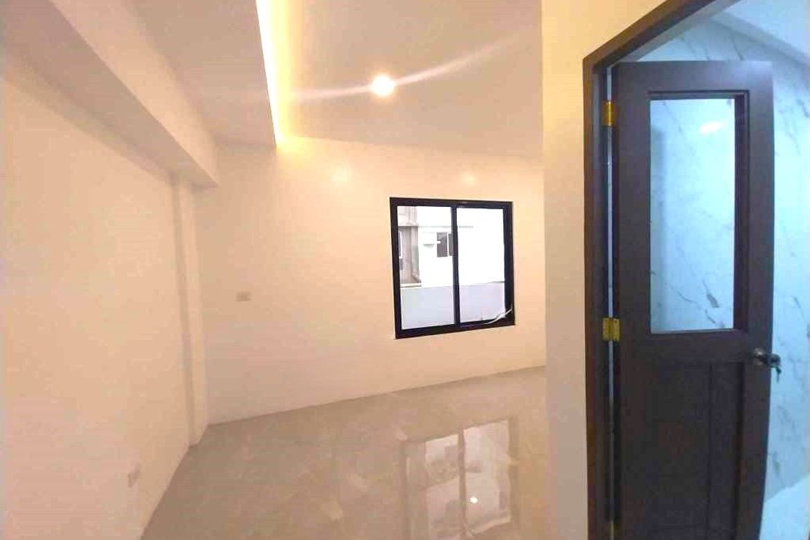 4 Bedroom Townhouse for Sale in Almanza Uno, Las Piñas, Metro Manila – photo 5