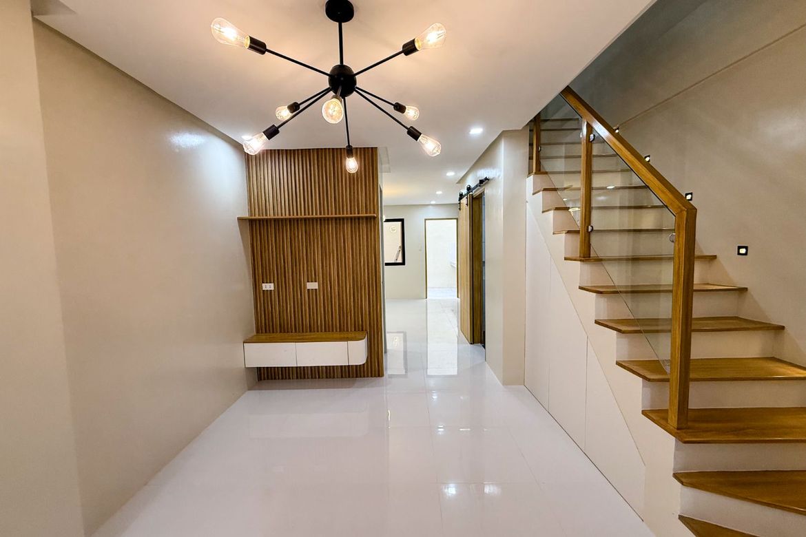 4 Bedroom Townhouse for Sale in Almanza Uno, Las Piñas, Metro Manila – photo 4