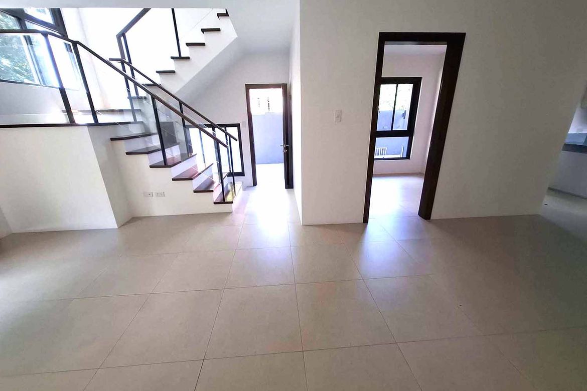 4 Bedroom Townhouse for Sale in Bagong Silangan, Quezon City, Metro Manila – photo 4