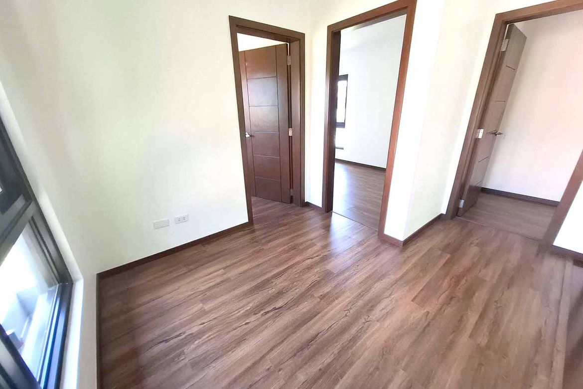 4 Bedroom Townhouse for Sale in Bagong Silangan, Quezon City, Metro Manila – photo 7