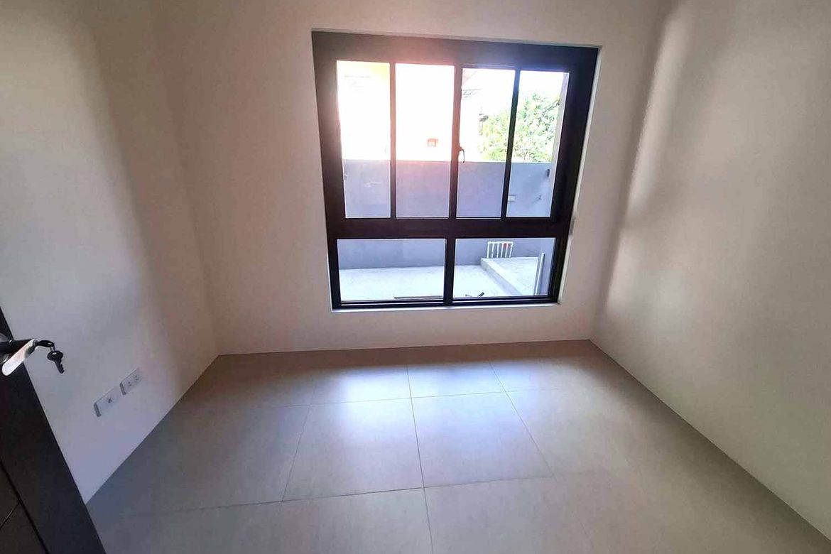4 Bedroom Townhouse for Sale in Bagong Silangan, Quezon City, Metro Manila – photo 8