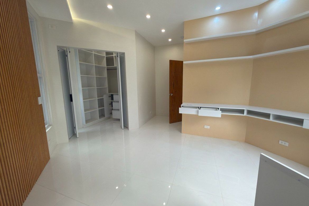 4 Bedroom Townhouse for Sale in Bakakeng North, Baguio, Benguet – photo 8